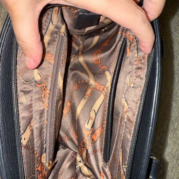 Chic Black Bag - Picture 6 of 6